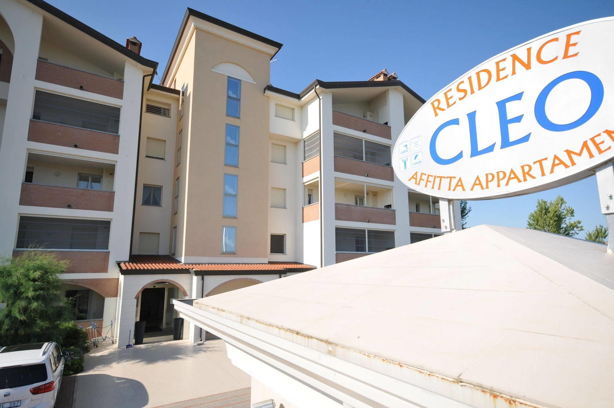 Residence Cleo Лидо-дельи-Эстенси Экстерьер фото